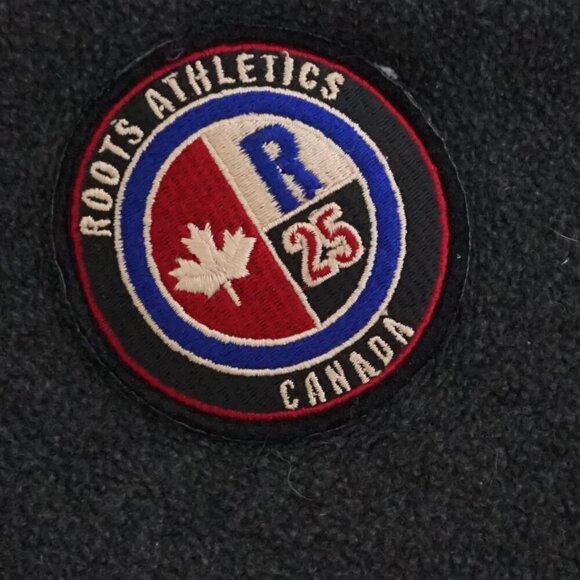 Vintage Roots Canada Gray Fleece Quarter Zip Pullover Sweater XL Made In Canada - Picture 8 of 9